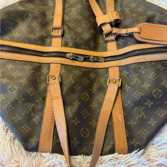 Louis Vuitton Brown Monogram Travel Bag - Poshmark Authentication Included - Picture 6 of 16